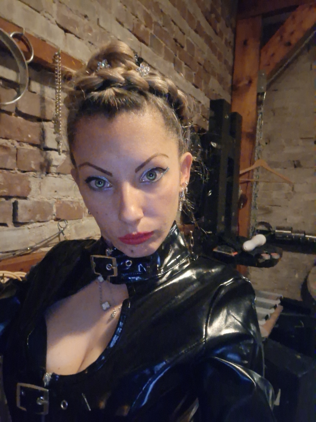 gifts for Mistress Emma